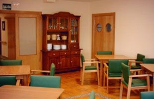 Residencia San Raimundo mesas